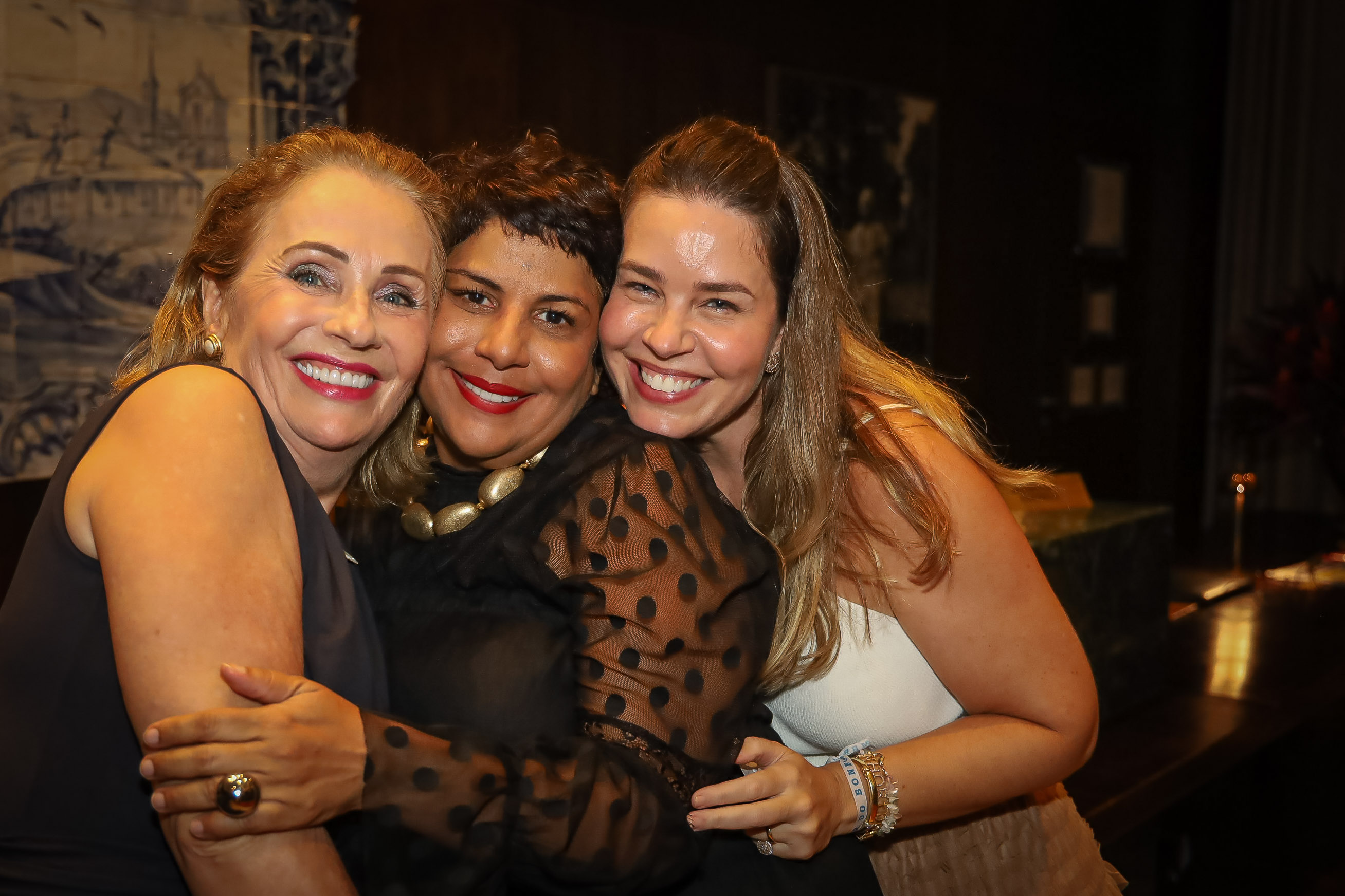 Mirtes Nagel, Preta e Fabiane Lessa