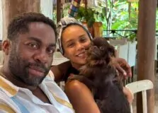 Taís Araújo e Lázaro Ramos curtem férias na Bahia com novo membro na família