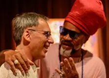 Arnaldo Antunes e Caetano Veloso são confirmados no “Axé 40 Brown”