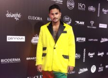 Lucas Pizane faz homenagem ao Olodum com look para o Baile da Vogue