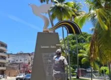 Prefeitura realiza reparo de monumento vandalizado no Dique do Tororó