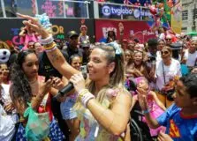 Carla Perez e Filhos de Jorge comandaram blocos infantis no sábado de Carnaval