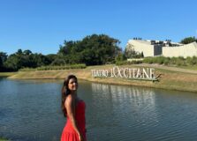 Carol Barreto assinou lounge da Breton Salvador no Festival Música em Trancoso