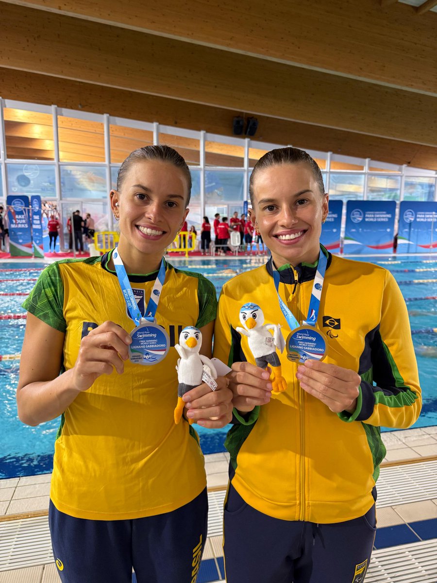 Beatriz e Débora Carneiro. Foto: Reprodução/Comitê Paralímpico Brasileiro.