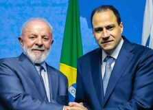 Lula defende a aprovação de legislação para enfrentar “oligarquias digitais”