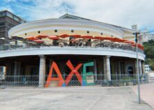 Mercado Modelo exibe estrutura em homenagem ao Axé Music