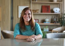 Monique Melo participará do Happiness Summit Brasil, em São Paulo