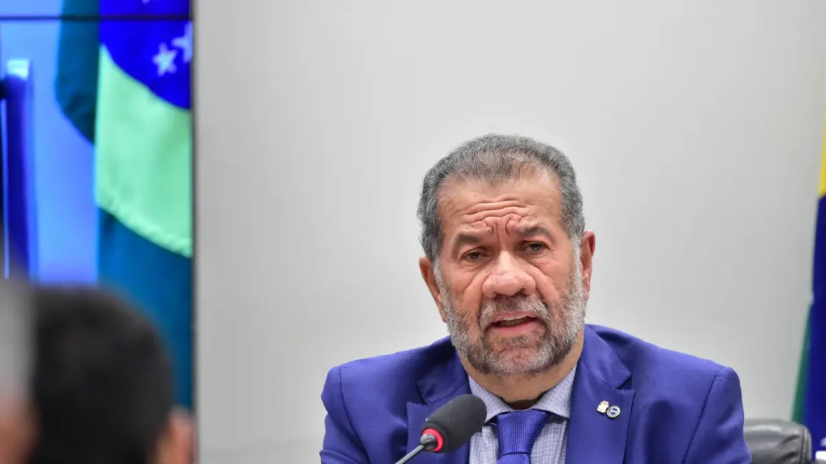 Carlos Lupi