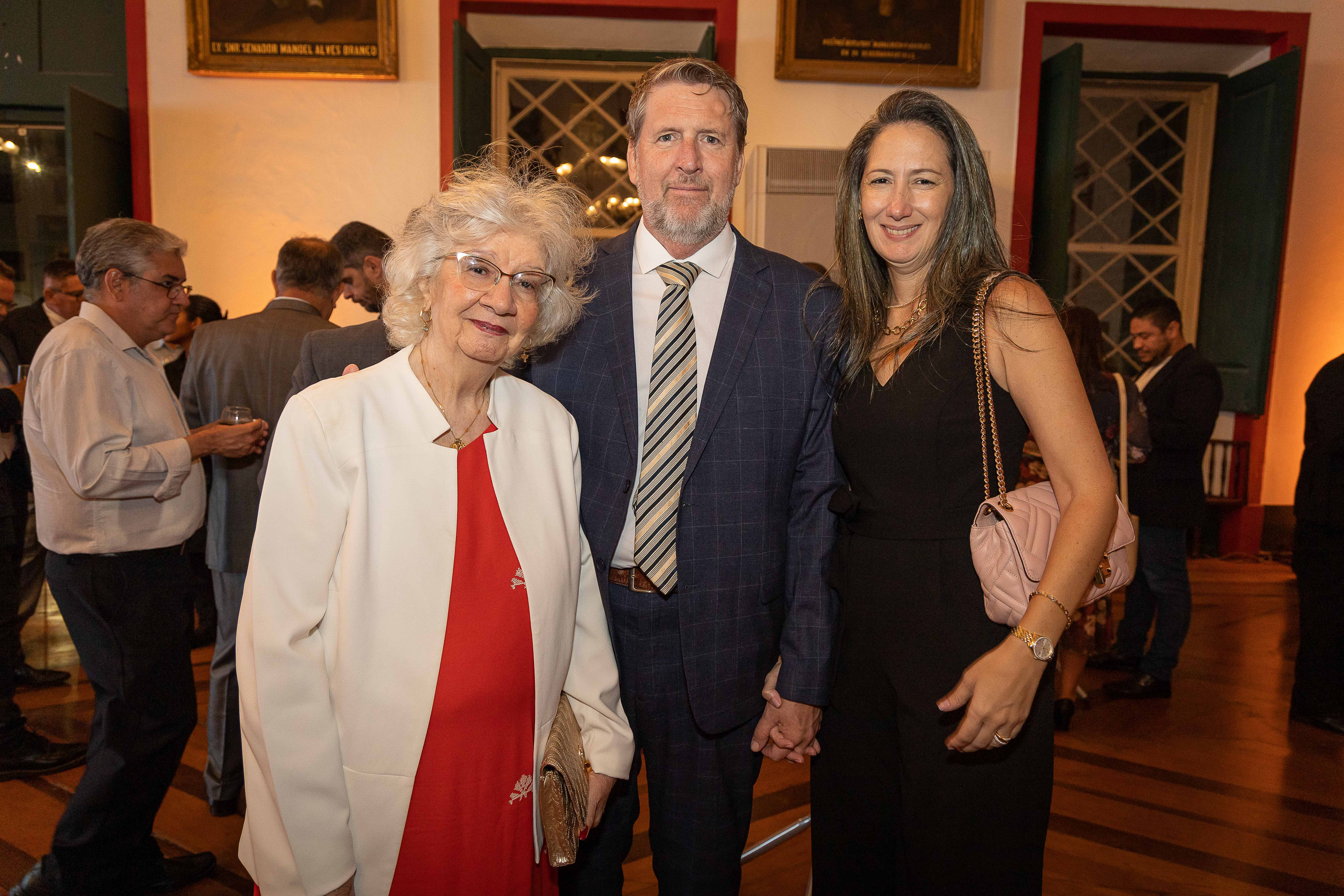 Maria Constança Galvão, Maurício Smijtink e Renata Galvão