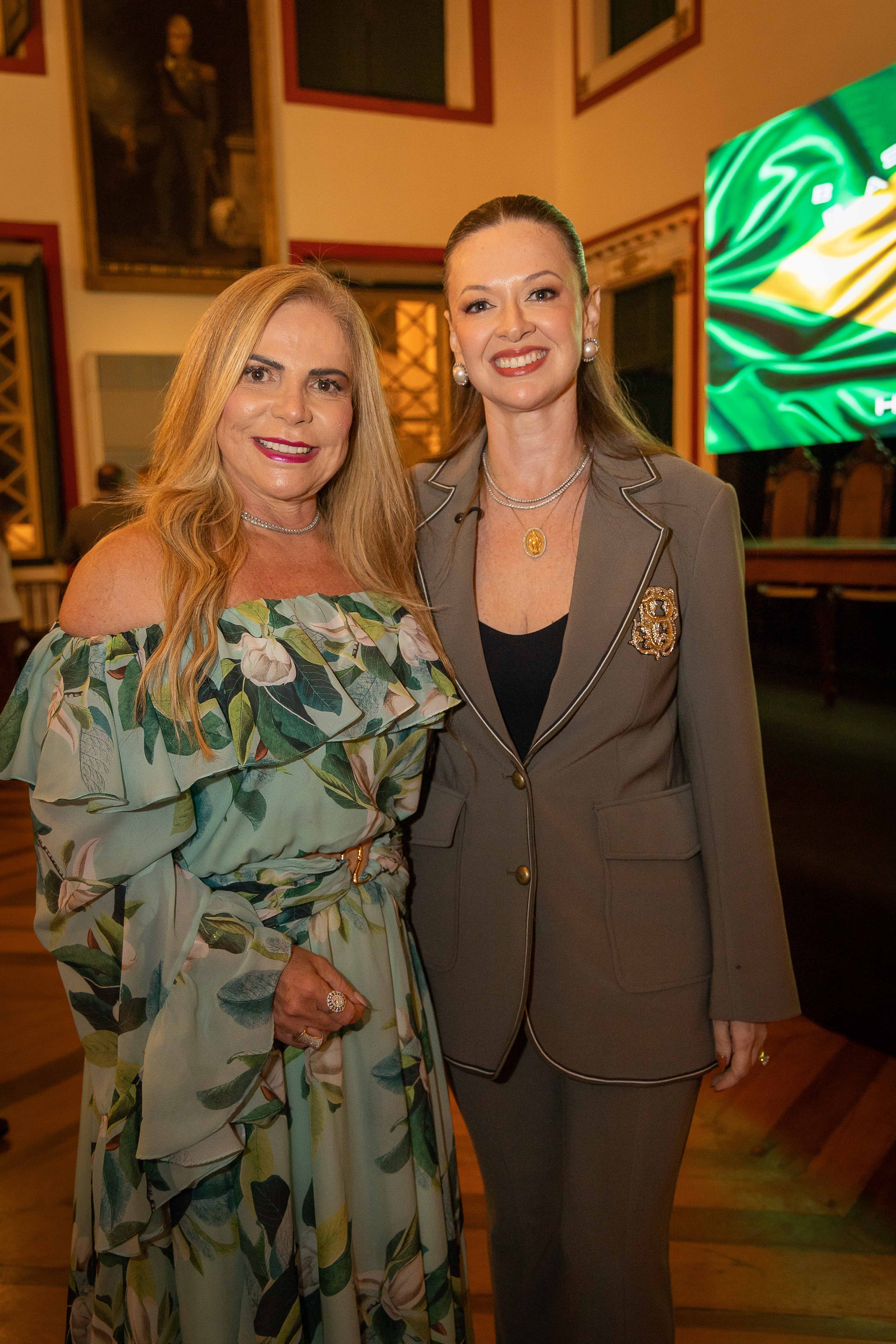 Marise Chastinet e Isabela Suarez