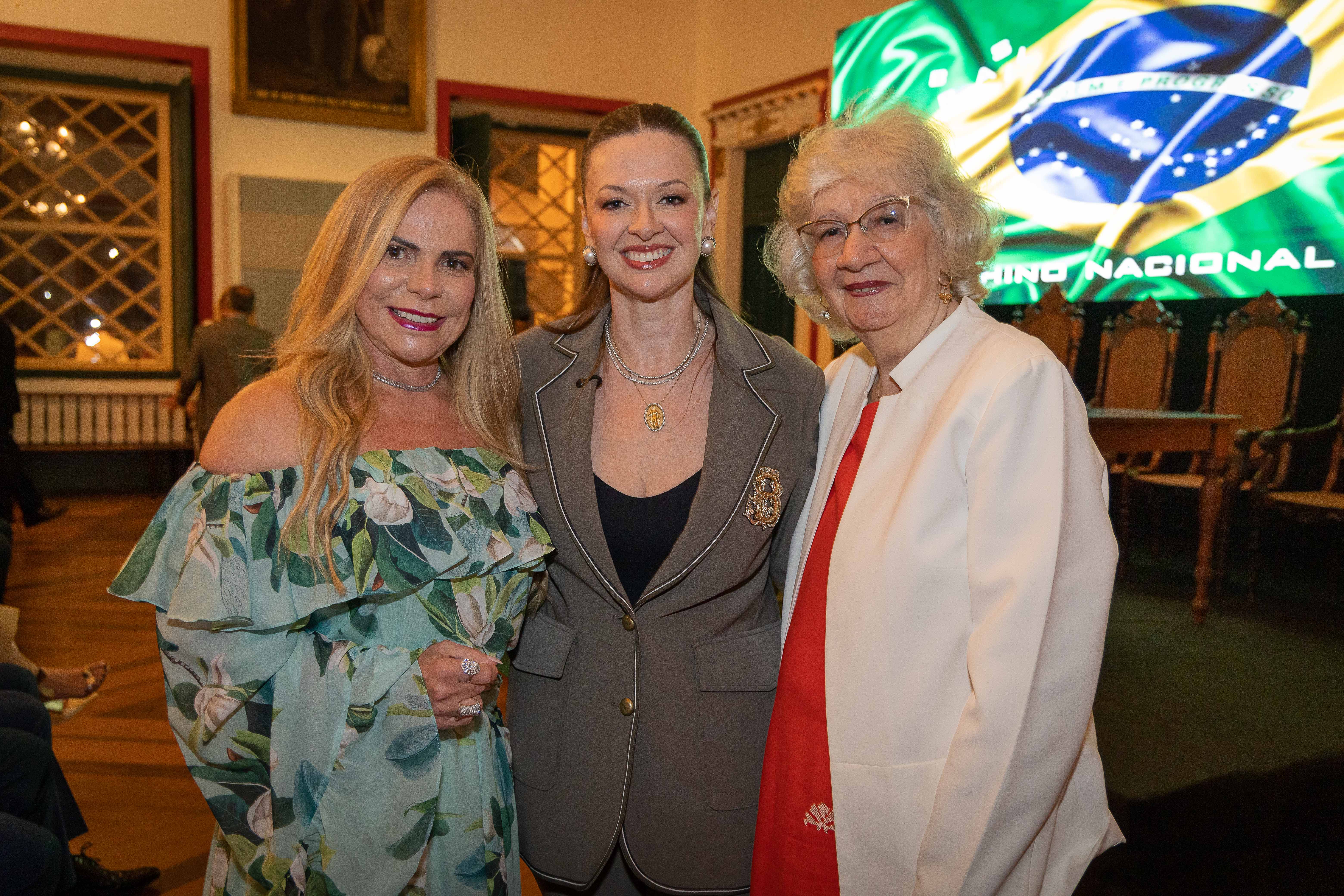 Marise Chastinet, Isabela Suarez e Maria Constança Galvão