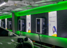 Rede de eletropostos para recarga de veículos elétricos chega em Salvador