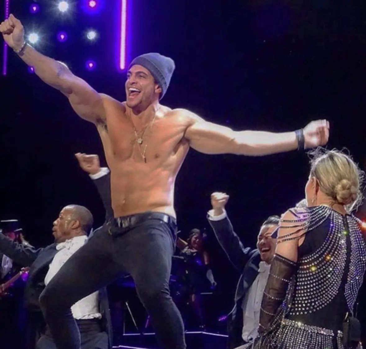Bruno no palco com Maddona