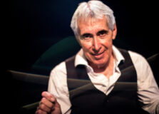 Odair José celebra 56 anos de carreira com show em Salvador