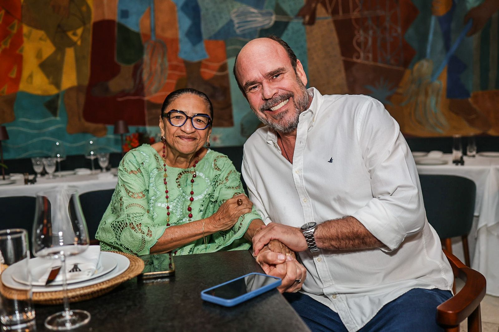 Licia Fabio e Lon Menezes