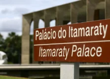 Itamaraty condena ataques as instalações nucleares no Irã