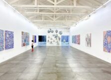 Iuri Sarmento apresenta ‘Jardim Pop Barroco’ como exposição em São Paulo