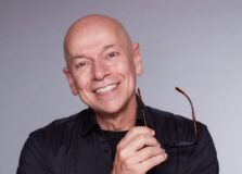 Leandro Karnal desembarca em Salvador para palestra do Núcleo de Decoração da Bahia