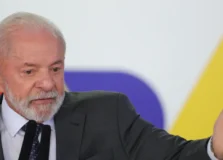 Lula diz que derrubada de MP é derrota imposta ao povo brasileiro