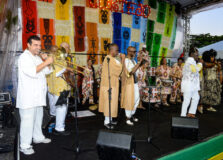 Cortejo Afro apresentou músicas autorais e releituras após chegada do Fogo Simbólico