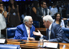 Senadores celebram a representatividade do 2 de Julho