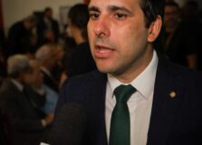 “Uma missão que recebo com muita honra”, diz Georges Humbert, em posse na ACB