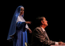 Espetáculo aborda a missão de Divaldo Franco e Joanna de Ângelis, em Salvador