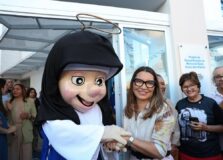 Obras Sociais Irmã Dulce recebe vista de Janja e Margareth Menezes