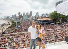 Daniela Mercury e Wagner Moura comandaram ato contra PEC da Blindagem, em Salvador
