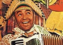 Exposição em Salvador celebra Luiz Gonzaga com gravuras e cordéis