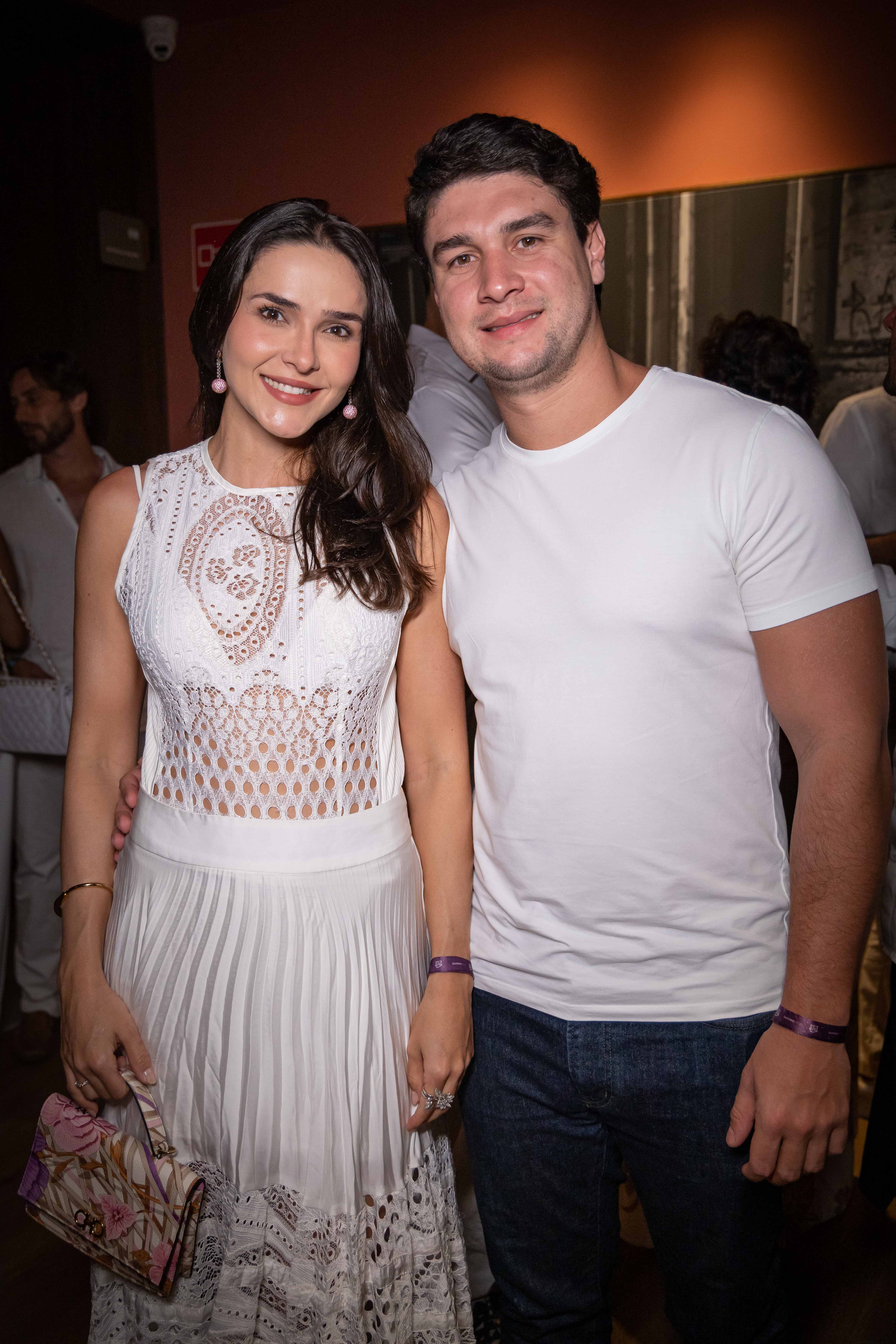 Verônica Almeida e Felipe Coelho