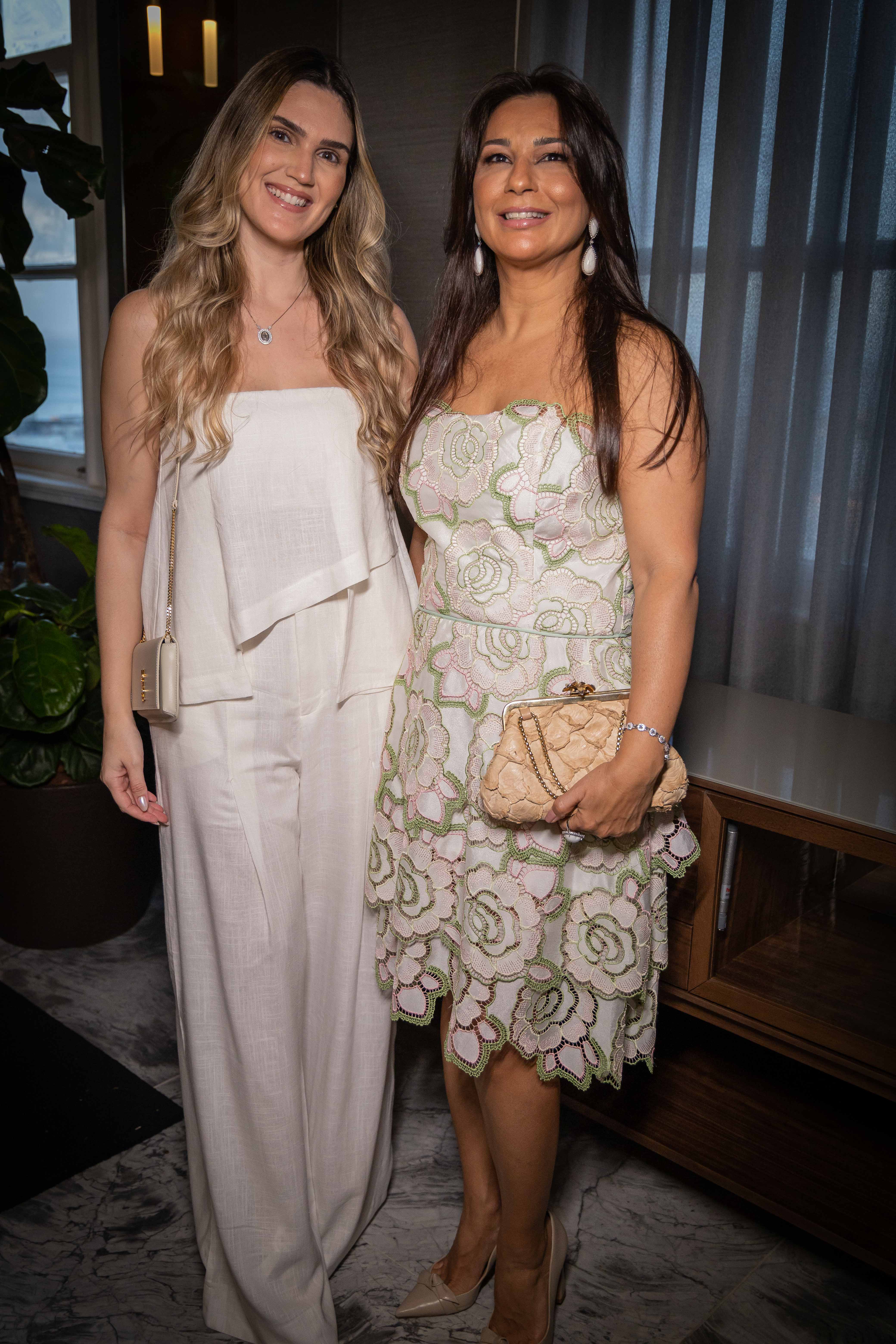 Yasmin Mendes e Silvia Jatahy