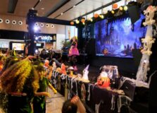 Desfile e concurso de fantasias levam clima de Halloween para Lauro de Freitas