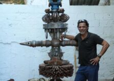 Ferro-velho vira arte monumental em nova exposição no Museu de Arte da Bahia