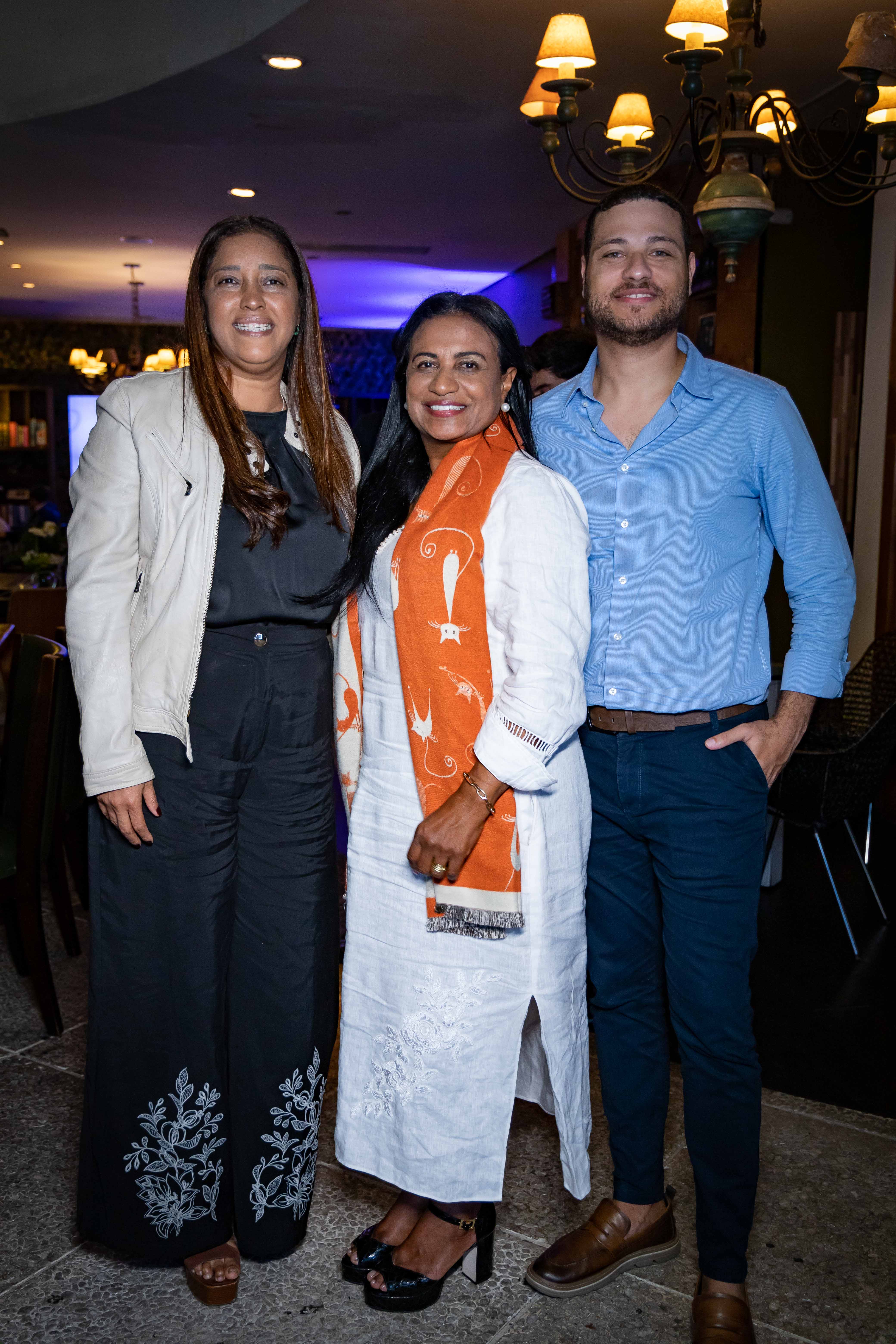 Ana Paula Lima, Marluce Barbosa e Lucas Santana