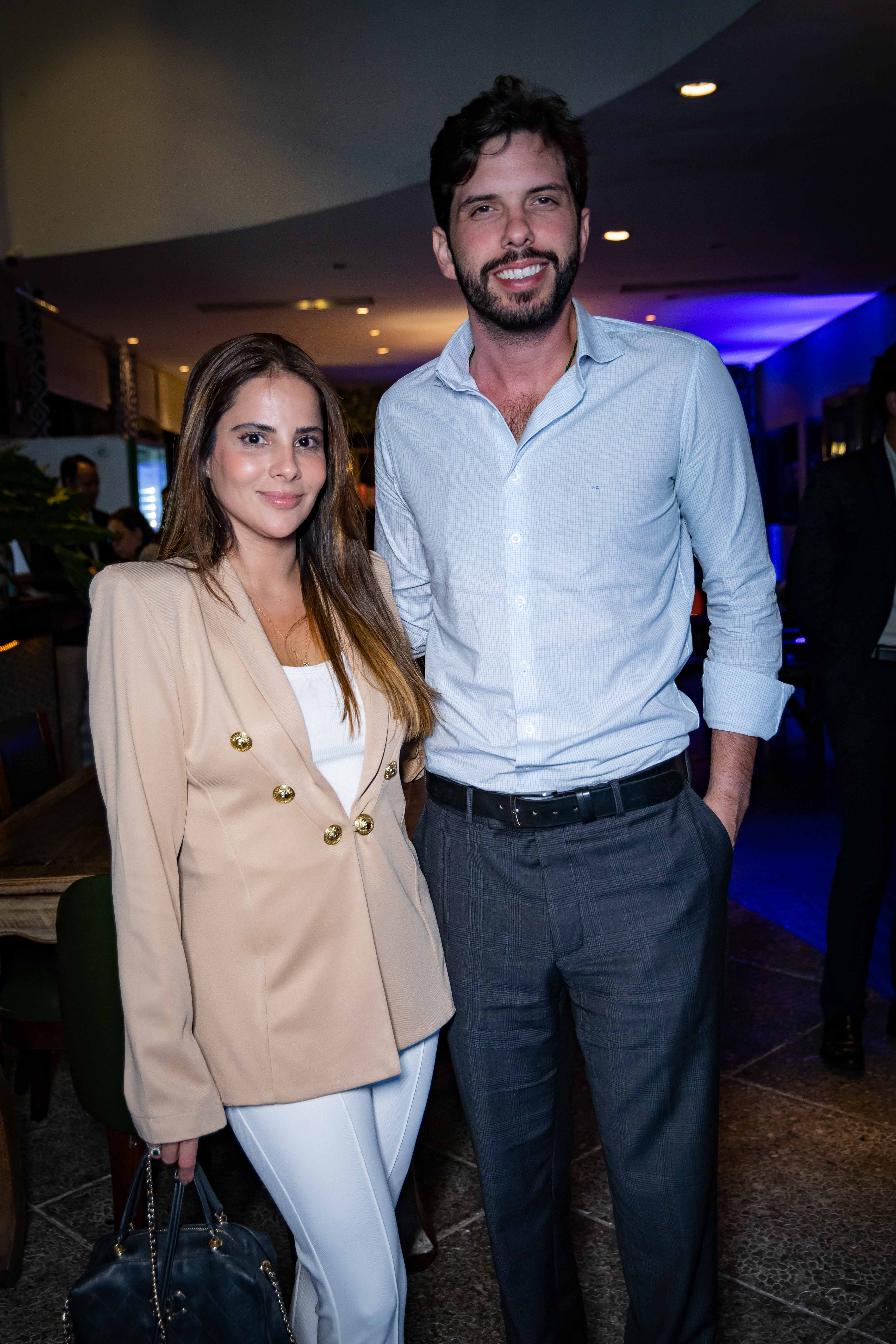 Dandara Costa e Pedro Dornas