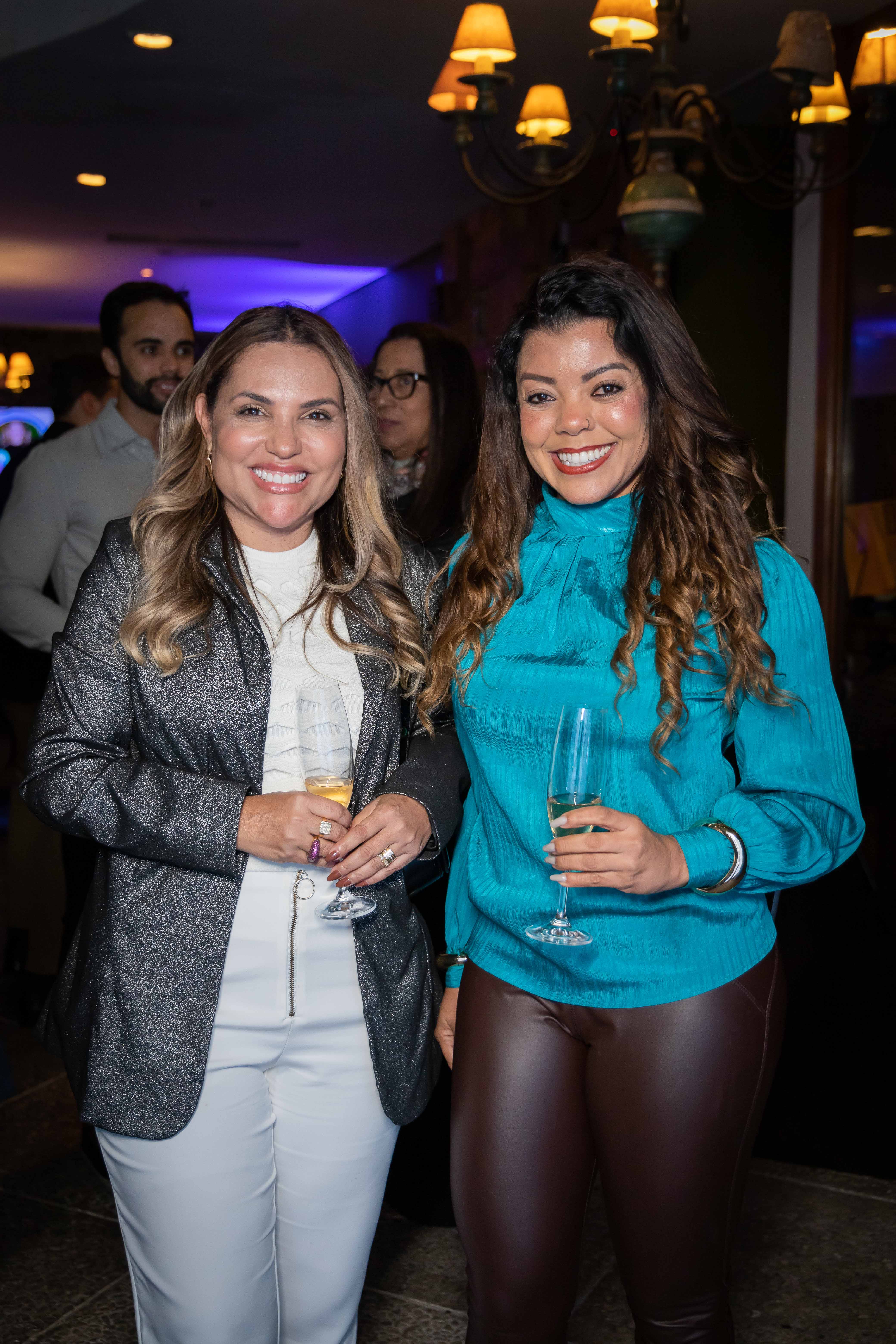 Rose Jesus e Leilla Carolline