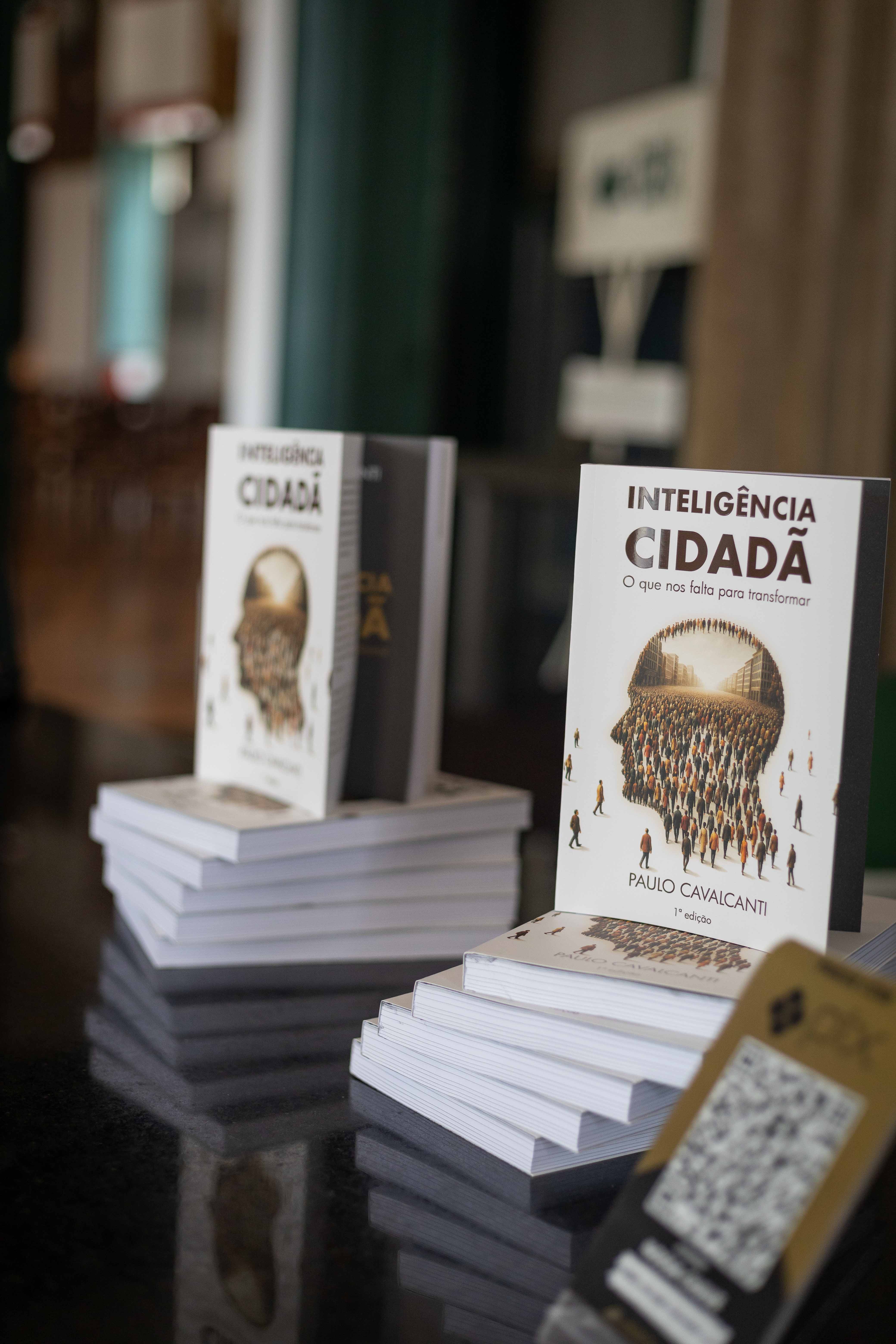 Livro “Inteligência Cidadã – O que nos falta para transformar”, de Paulo Cavalcanti