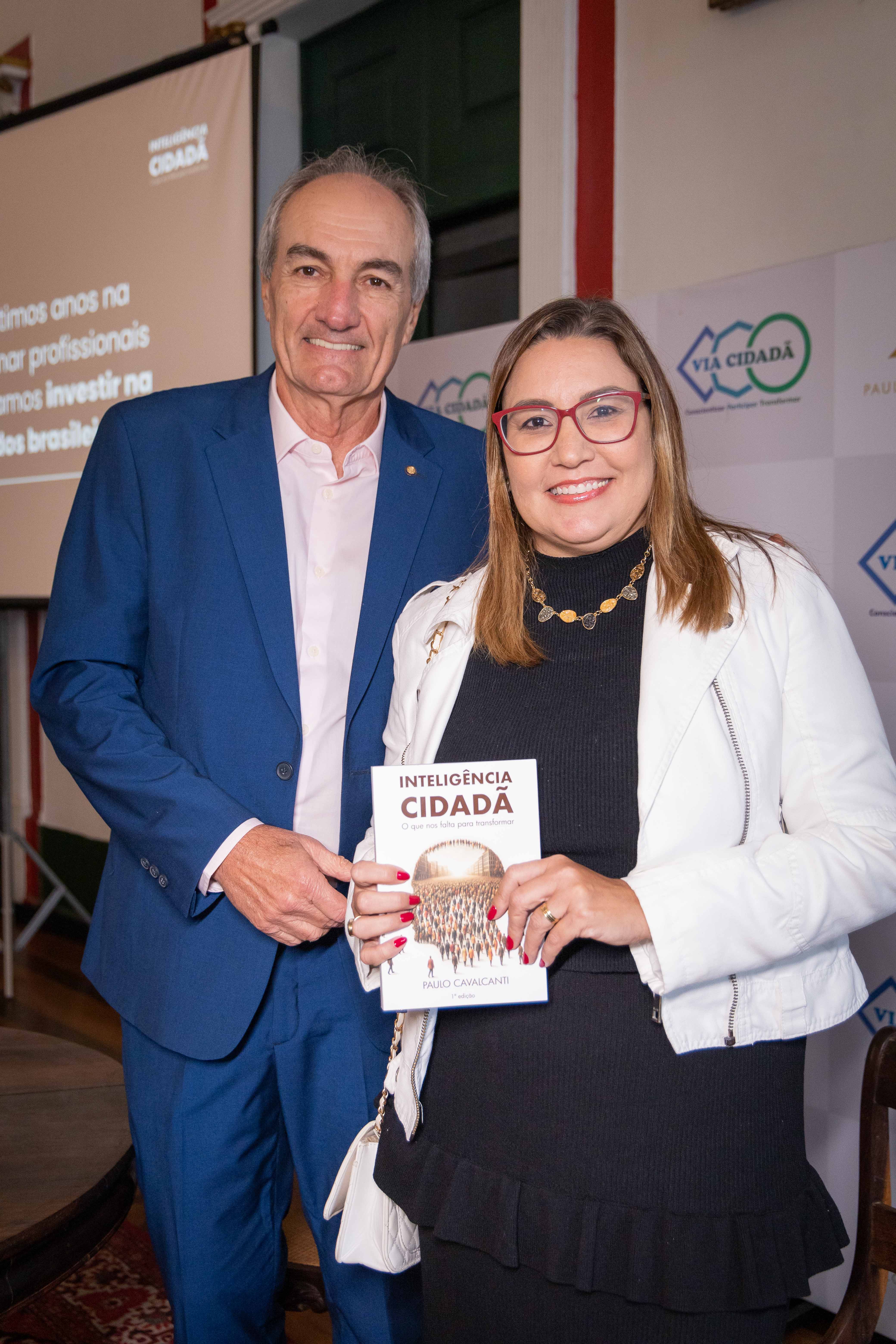 Paulo Cavalcanti e Thaise Costa Pinto