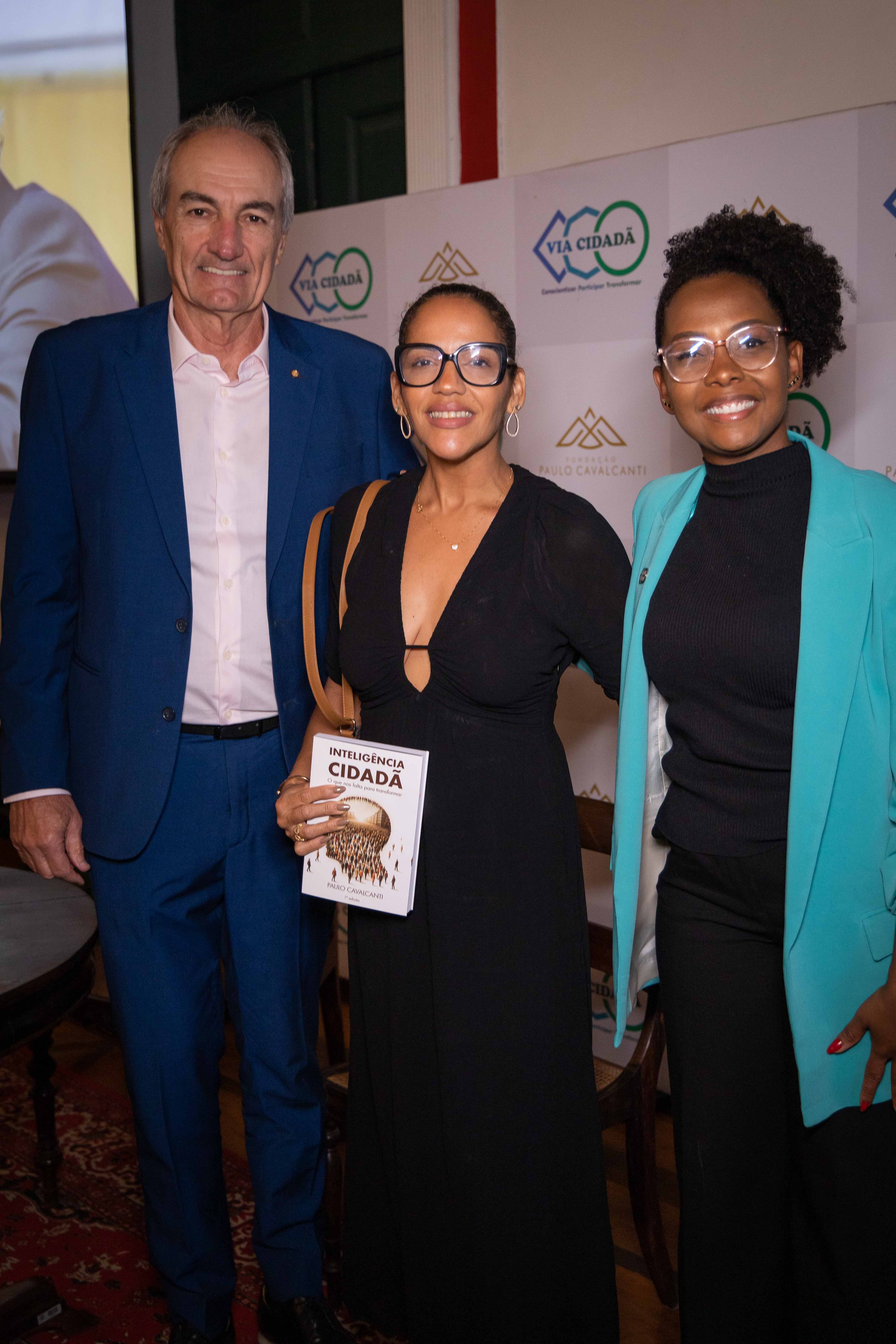 Paulo Cavalcanti, Fabiana Rego e Cris Santos