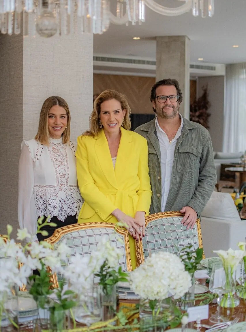 Luma Costa, Renata Andrade e Rodolfo Trussardi