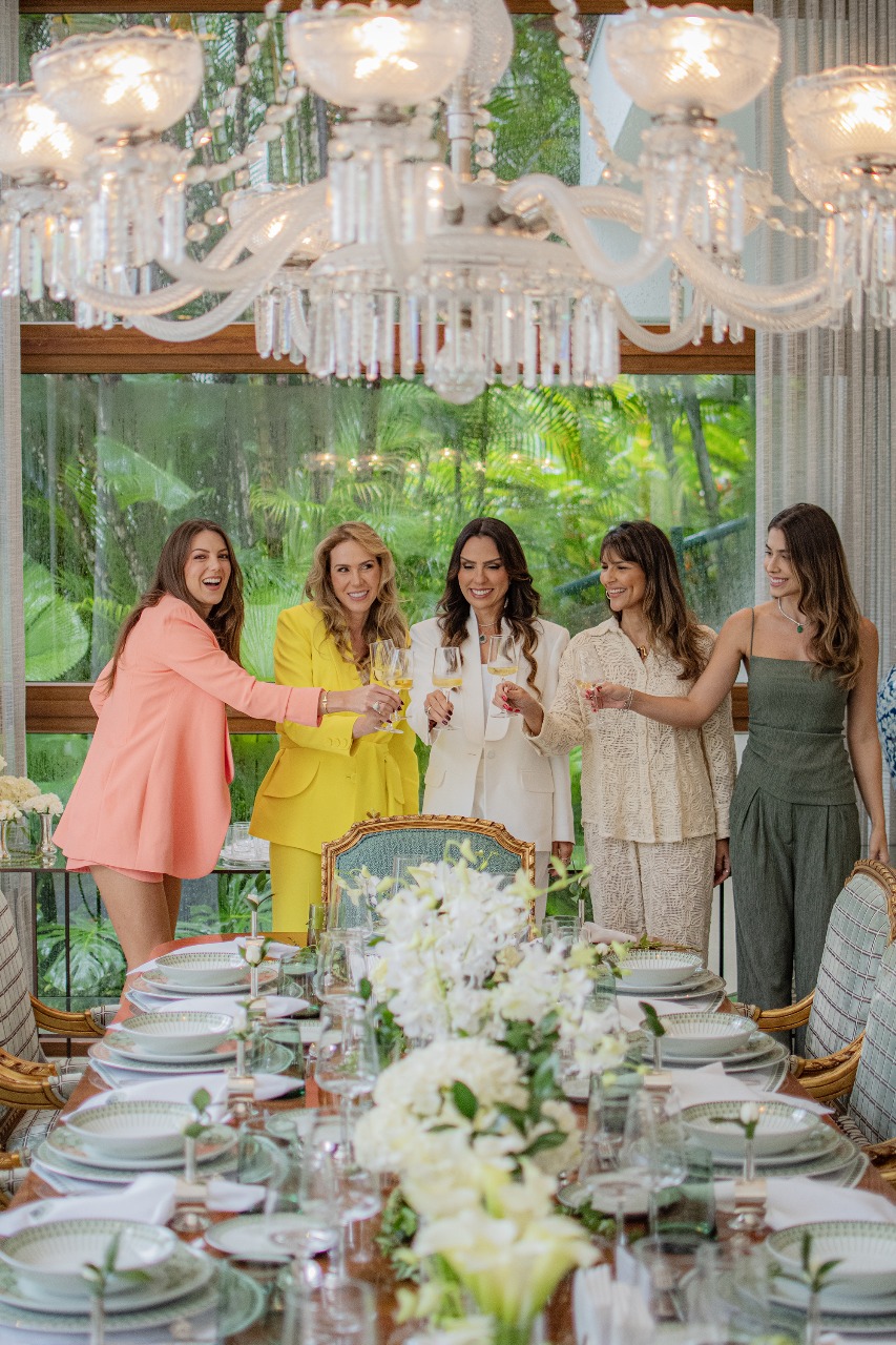 Pati Guerra, Renata Andrade, Ana Côrrea, Karina Waxman e Renata Cerqueira
