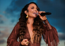 Ivete Sangalo lança álbum “Ivete Clareou” de surpresa