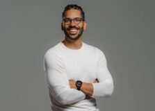 Jota Jota Podcast anuncia nova temporada com convidados especiais