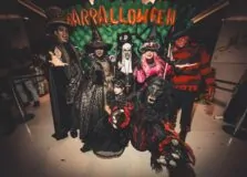 Personagens e travessuras levam clima de Halloween para o Shopping Barra