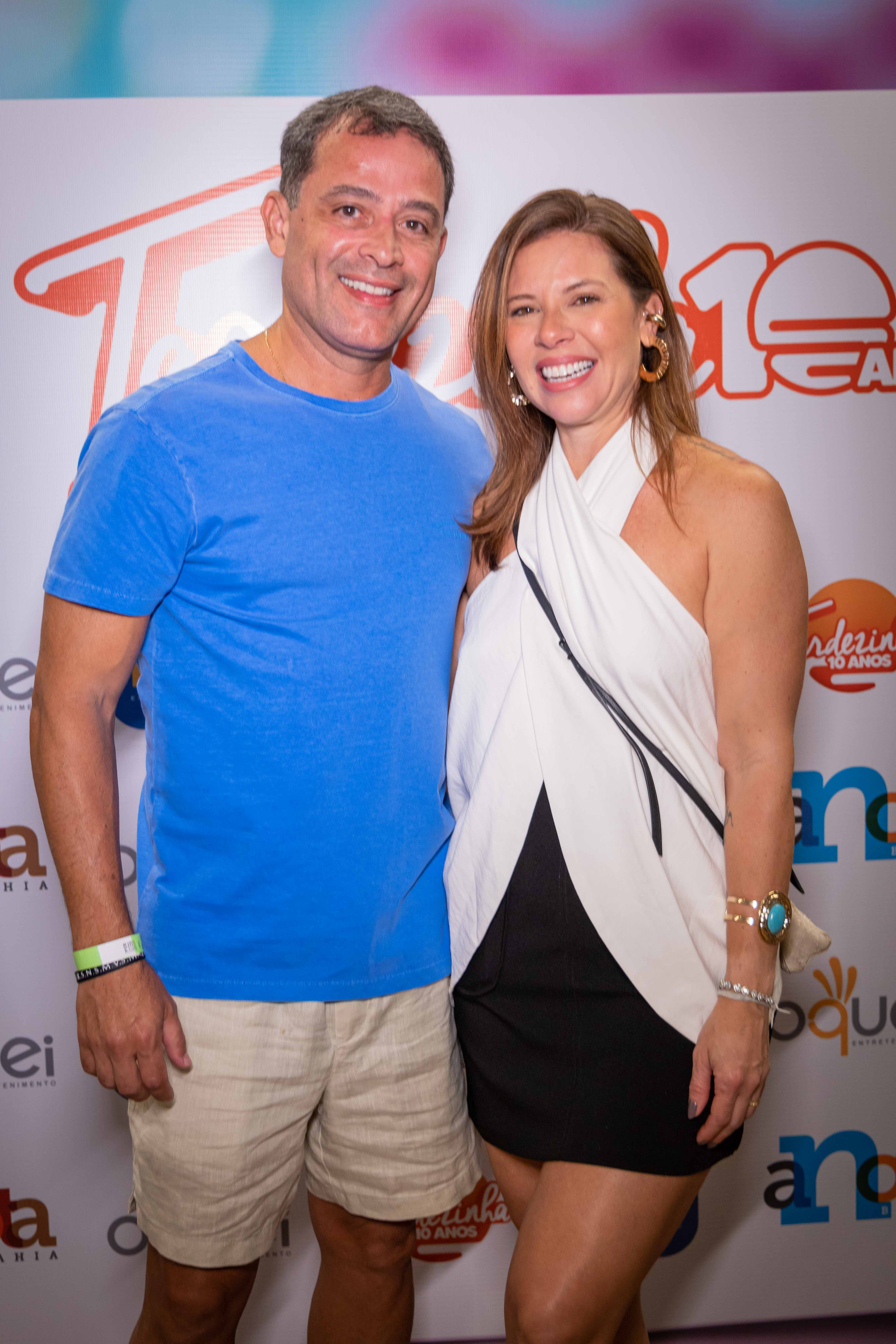 Roni Cezar e Camila Marinho