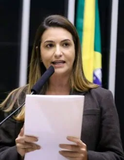 Roberta Roma é reeleita como Deputada Federal pela Bahia