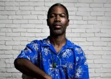 Tiganá Santana se apresenta em prol da campanha “Fica Gamboa”