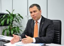 Em meio a operação da Polícia Federal, presidente do BRB é afastado do cargo