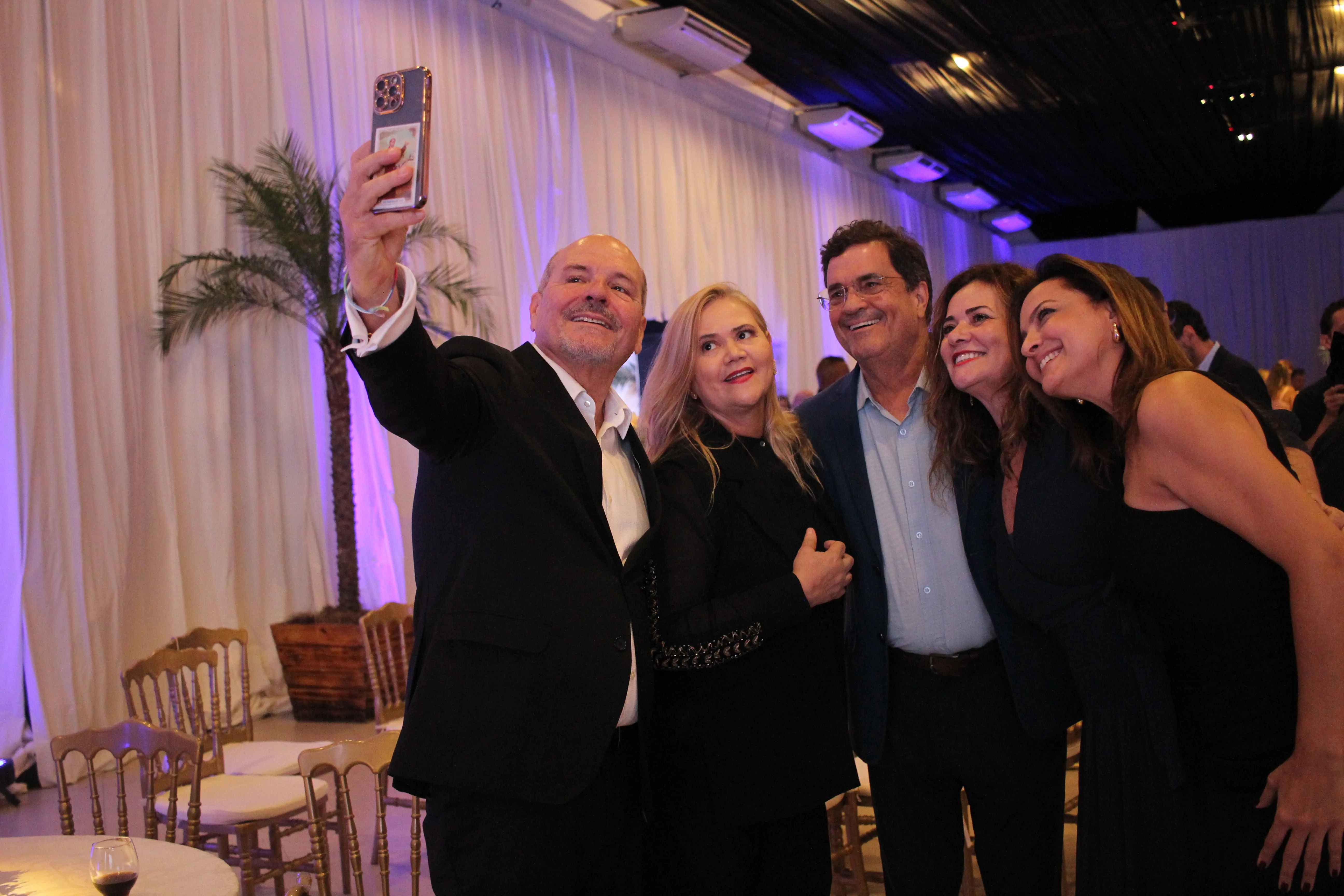 Mauro Adan, Ângelo Almeida, Rejane e Agnaluce Moreira e Milena Oliveira